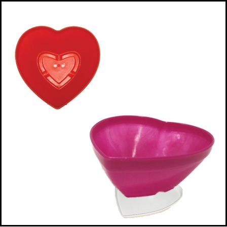 Chậu cây để bàn trái tim