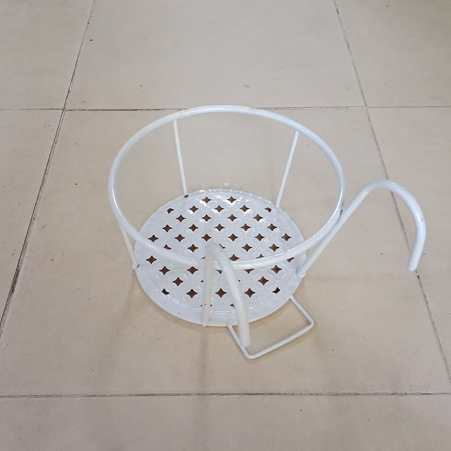 Combo 5 Giỏ sắt tròn màu trắng treo chậu hoa ban công đường kính 22 cm