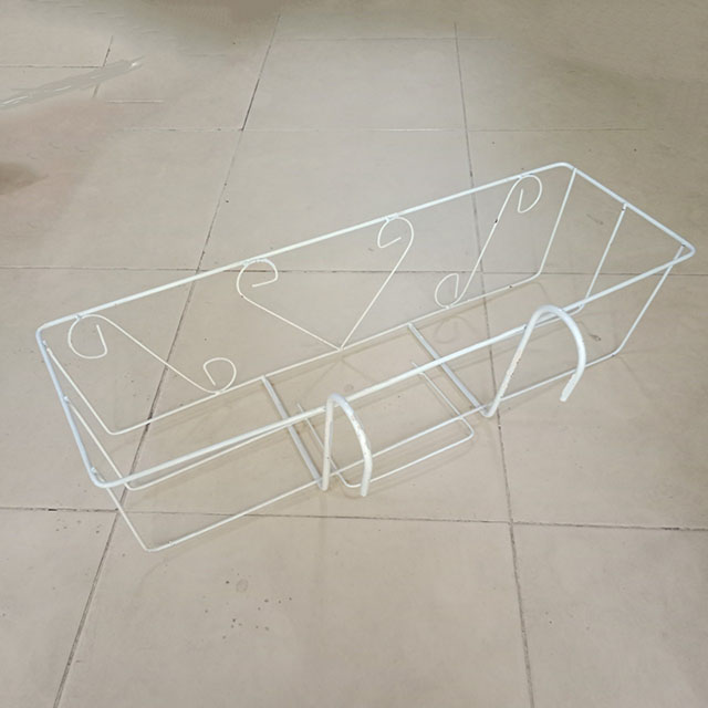 Giỏ sắt treo chậu hoa chữ nhật to 67x24cm màu trắng