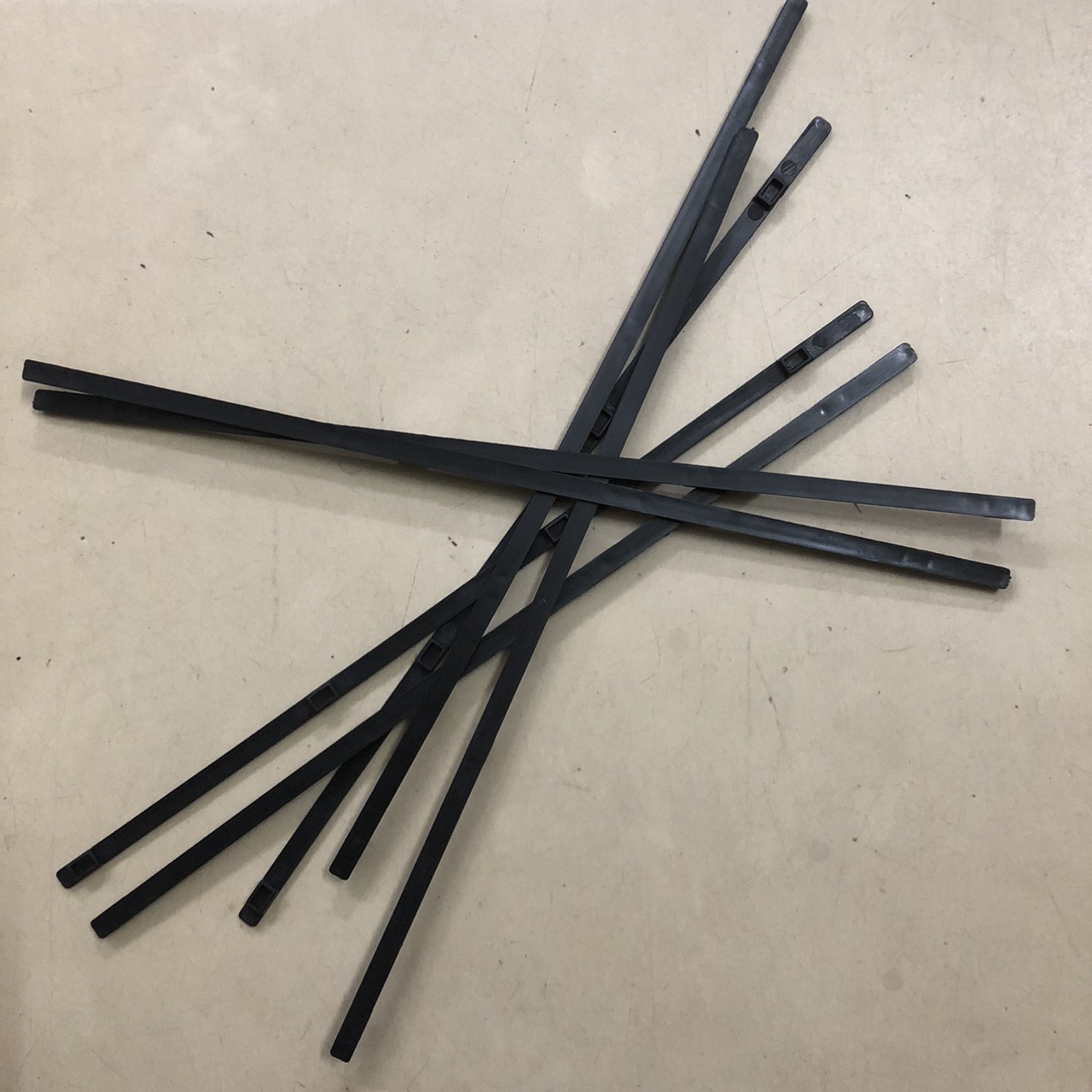 Bịt vách chậu ghép 40x40 cm