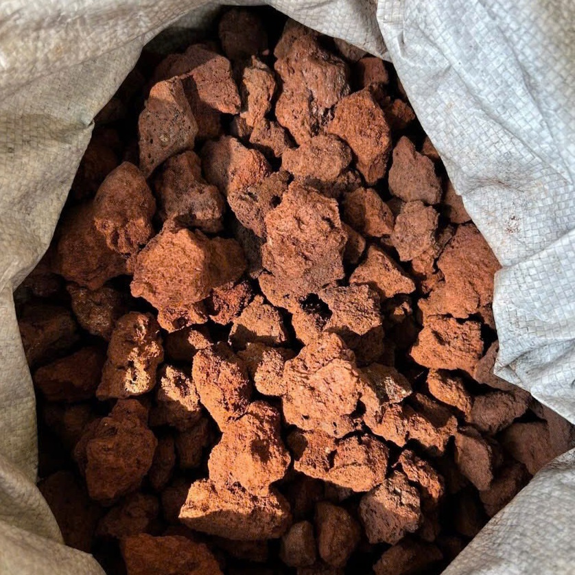 Nham thạch đỏ dùng rải nền, lọc nước, trộn đất trồng cây