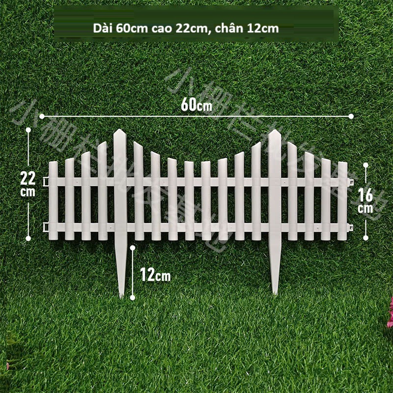 Hàng rào nhựa trang trí cao 22cm phong cách cổ điển có chân cắm