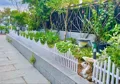 Hàng rào nhựa có chân cắm trang trí sân vườn phong cách Châu Âu - Ảnh 1