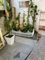 Hàng rào nhựa có chân cắm trang trí sân vườn phong cách Châu Âu - Ảnh 13